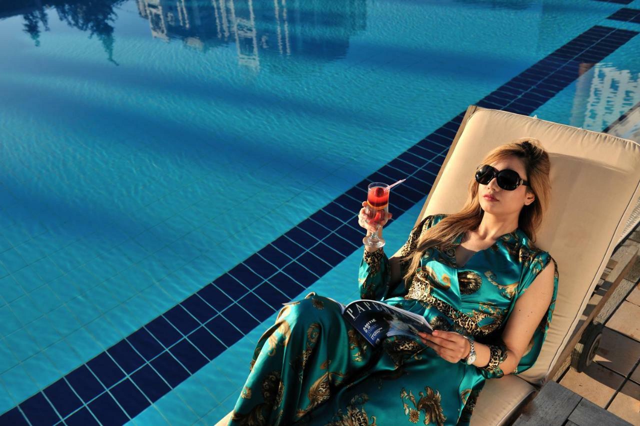 Hotel Mercure Alger Aeroport Maison Blanche Bagian luar foto Solar pool heating